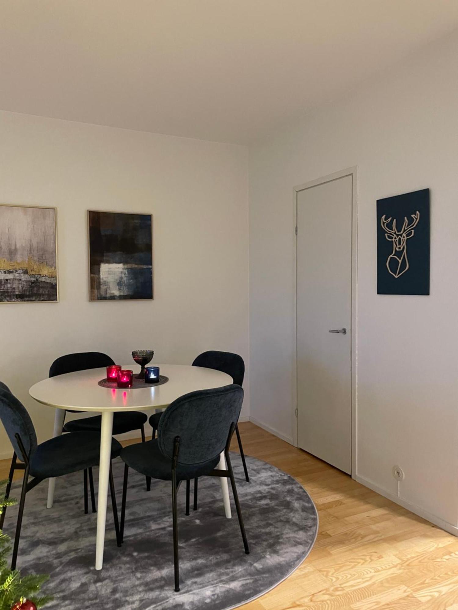 Arctic Circle City Apartment โรวานิเอมิ ภายนอก รูปภาพ