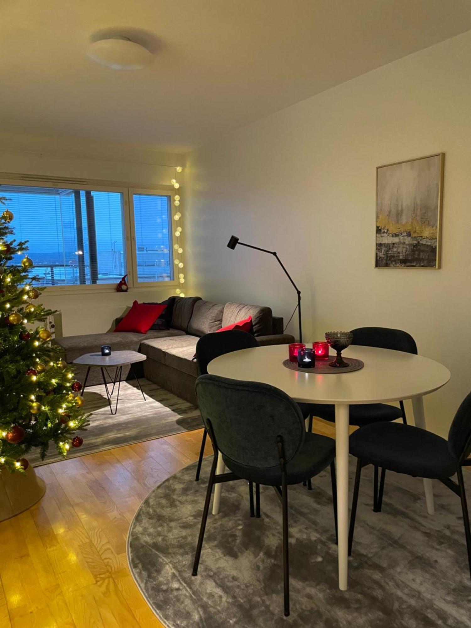 Arctic Circle City Apartment โรวานิเอมิ ภายนอก รูปภาพ